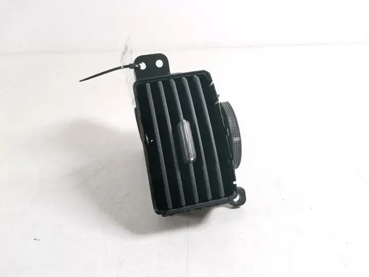 Toyota Corolla Verso AR10 (2004 - 2009) 55660-64010 Боковой воздушный дефлектор — фото 1