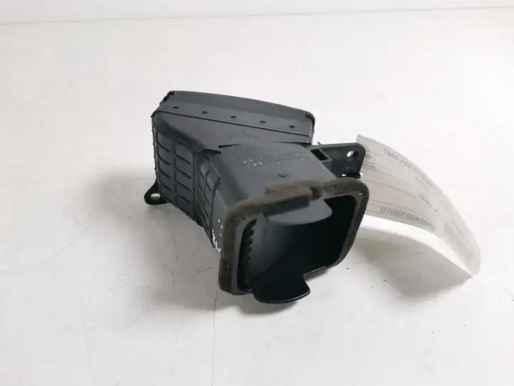 Toyota Corolla Verso AR10 (2004 - 2009) 55650-64010 Боковой воздушный дефлектор — фото 2