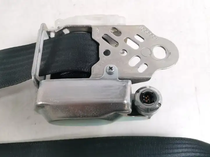 Toyota Corolla Verso AR10 (2004 - 2009) 73210-0F030 Передний ремень безопасности — фото 3