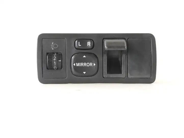 Toyota Corolla Verso E121 (2001 - 2004) 84656-12130 Другие включатели / ручки/ переключатели — фото 1