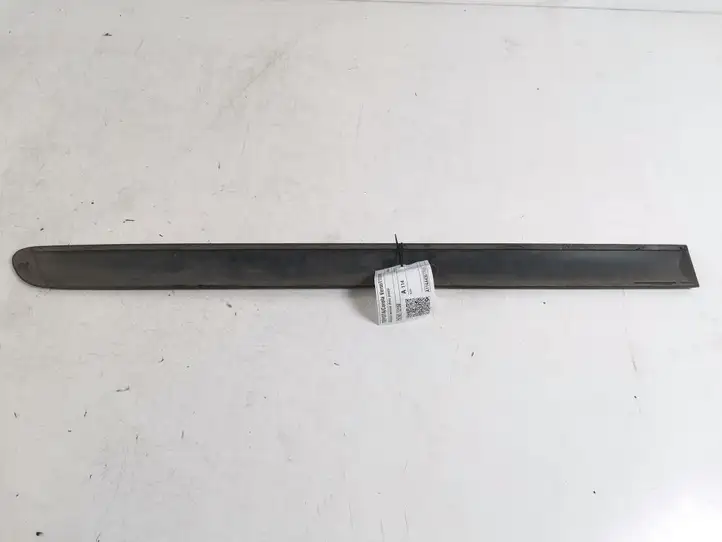 Toyota Corolla Verso E121 (2001 - 2004) 75742-13150 Молдинги задней двери — фото 3