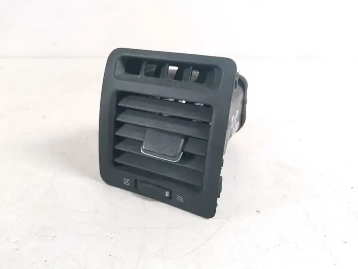 Toyota Corolla Verso E121 (2001 - 2004) 55650-13040 Боковой воздушный дефлектор — фото 1