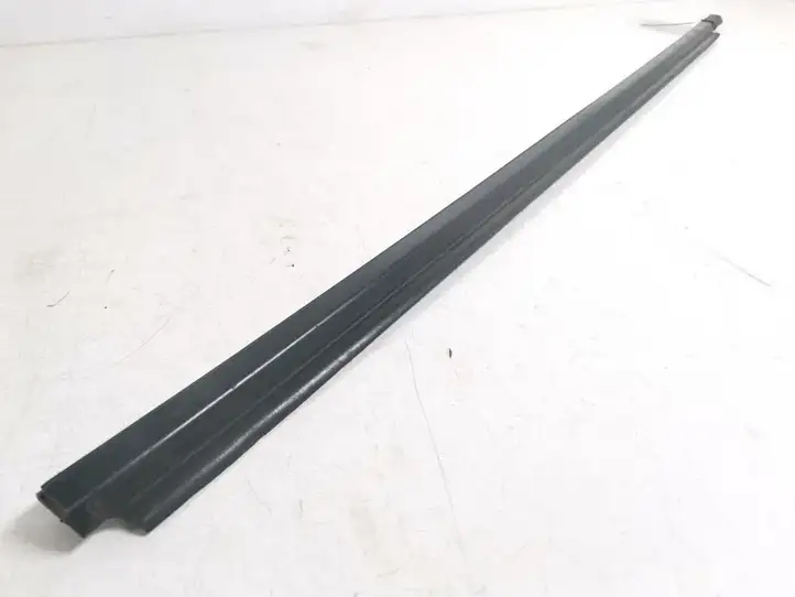 Toyota Corolla Verso E121 (2001 - 2004) 75710-13040 Накладка стекла передней двери — фото 2