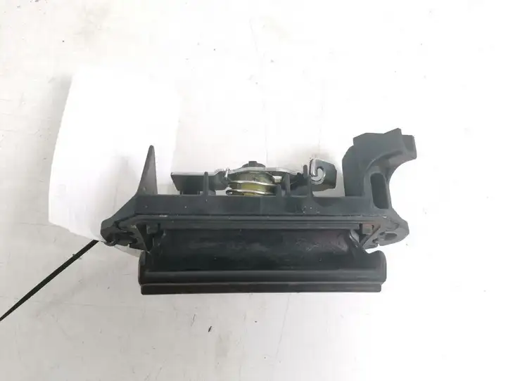 Toyota Corolla Verso E121 (2001 - 2004) 69023-13020 Ручка багажной двери — фото 2