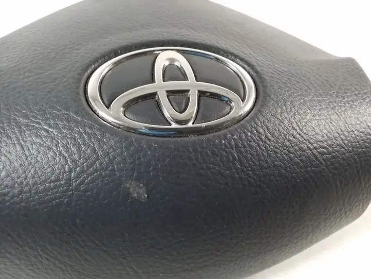 Toyota Corolla Verso AR10 (2004 - 2009) 45130-0F020 Подушка безопасности руля — фото 2
