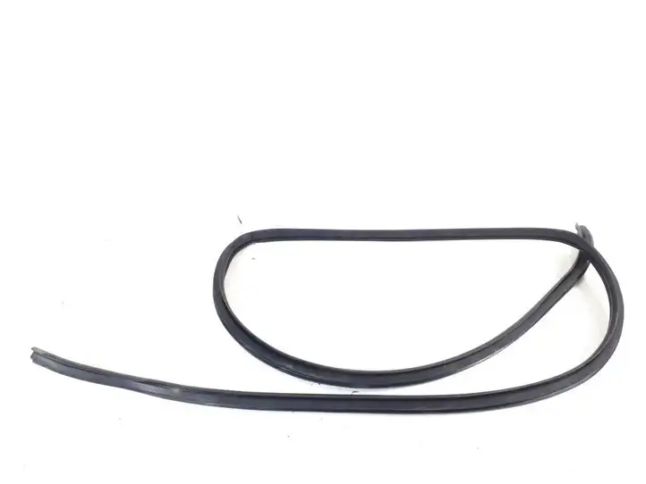 Toyota Hilux (AN10, AN20, AN30) (2004 - 2008) 62331-0K070 Уплотнитель кузова — фото 2