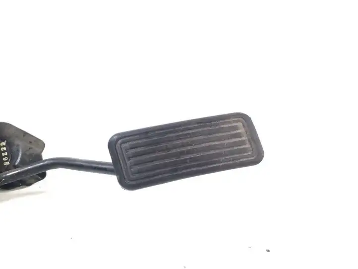 Toyota Corolla Verso AR10 (2004 - 2009) 78010-13011 Педаль акселератора — фото 3