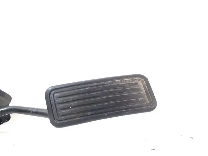 Toyota Corolla Verso AR10 (2004 - 2009) 78010-13011 Педаль акселератора — фото 3