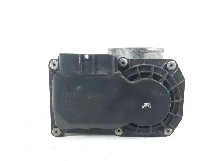 Toyota Corolla Verso AR10 (2004 - 2009) 22030-0D010 Дроссельная заслонка — фото 3