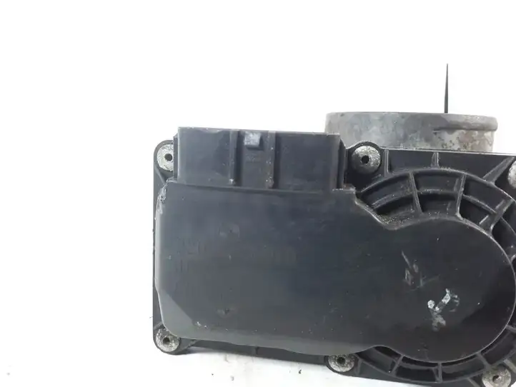 Toyota Corolla Verso AR10 (2004 - 2009) 22030-0D010 Дроссельная заслонка — фото 2