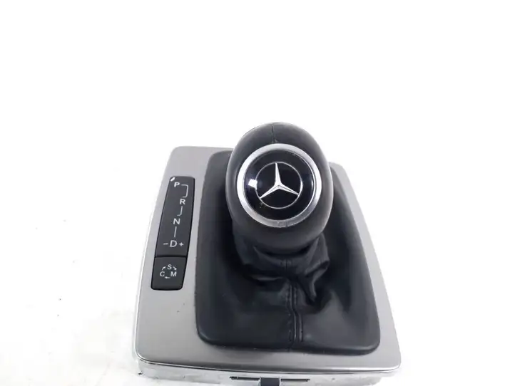 Mercedes-Benz GLK X204 (2008 - 2016) A2042673310 Ручка КПП — фото 2