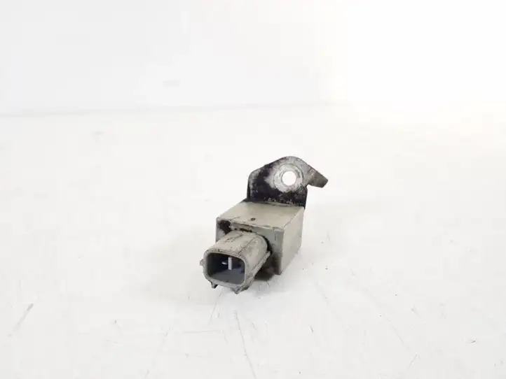 Toyota Corolla Verso AR10 (2004 - 2009) 90980-04165 Другое реле — фото 2