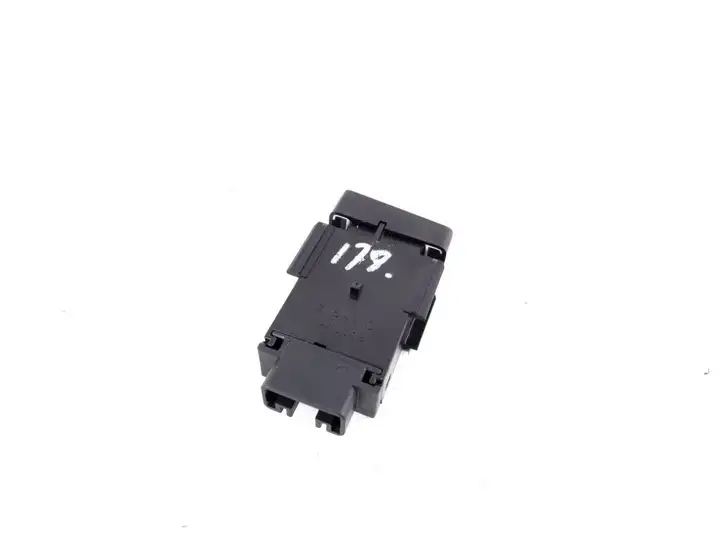 Toyota Corolla Verso AR10 (2004 - 2009) 84790-0F020 Кнопка обогрева стекла — фото 3