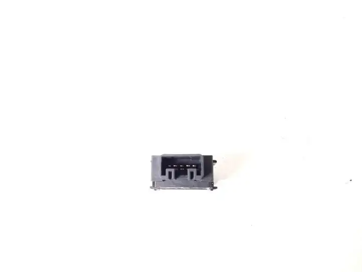 Toyota Corolla Verso AR10 (2004 - 2009) 84790-0F020 Кнопка обогрева стекла — фото 3