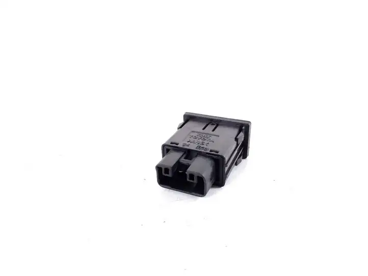 Toyota Corolla Verso AR10 (2004 - 2009) 84152-02021 Включатель фонарей — фото 2