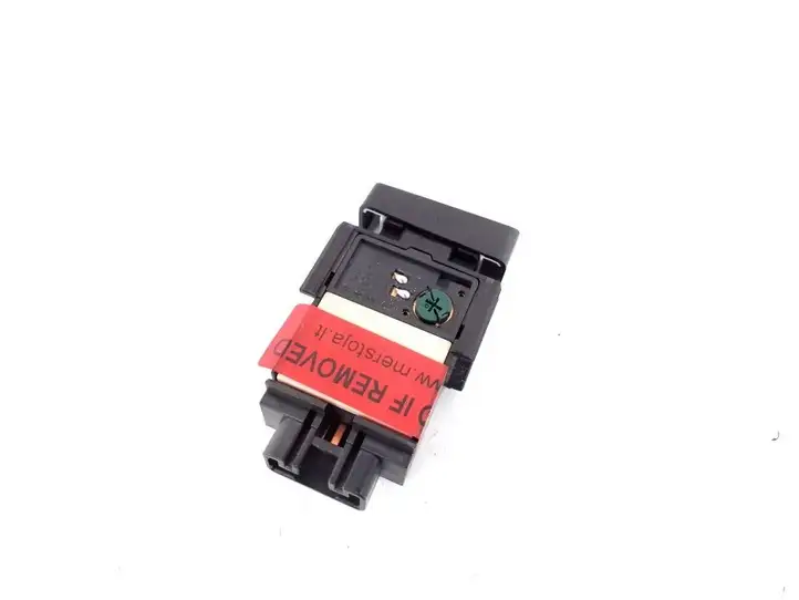 Toyota Corolla Verso AR10 (2004 - 2009) 84790-0F020 Кнопка обогрева стекла — фото 4