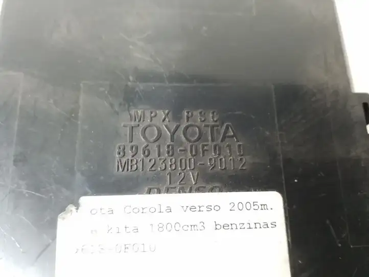 Toyota Corolla Verso AR10 (2004 - 2009) 89618-0F010 Прочие блоки управления — фото 3