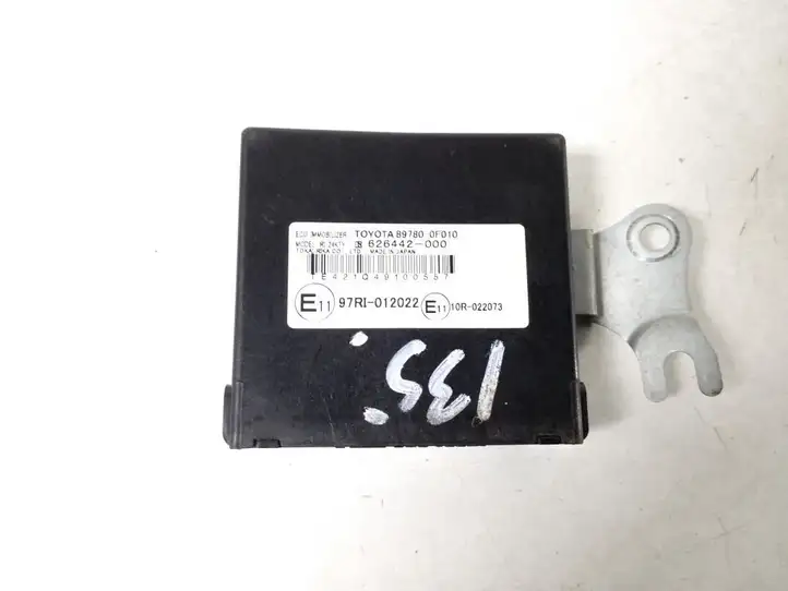 Toyota Corolla Verso AR10 (2004 - 2009) 89780-0F010 Блок иммобилайзера — фото 1