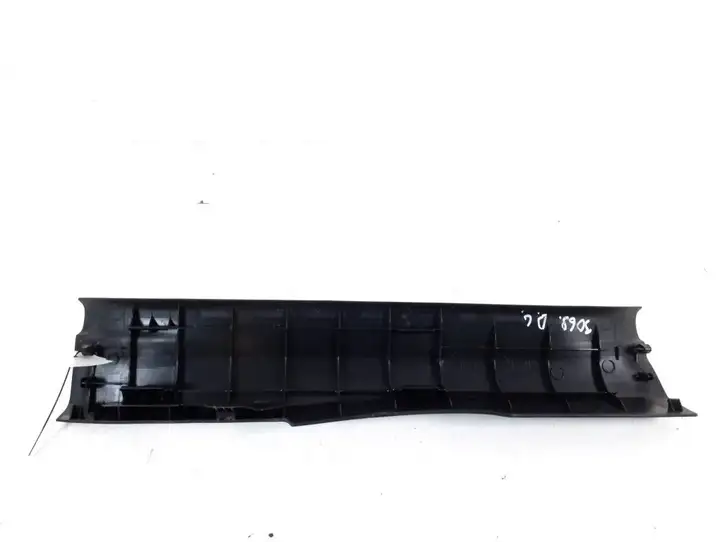Toyota RAV 4 (XA40) (2012 - 2018) 67917-42090 Внутренняя отделка заднего порога — фото 2