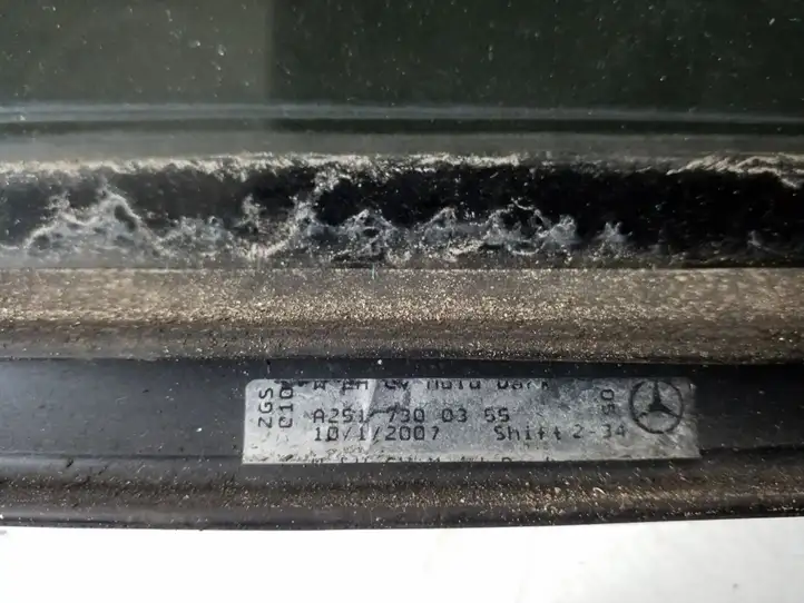 Mercedes-Benz R W251 (2005 - 2013) A2517300355 Форточка двери — фото 2