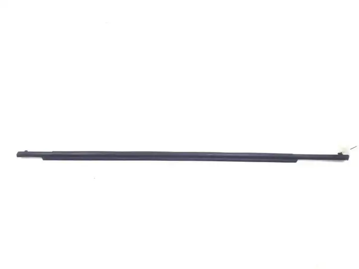 Toyota Verso (2009 - 2012) 757200F020 Накладка стекла передней двери — фото 1