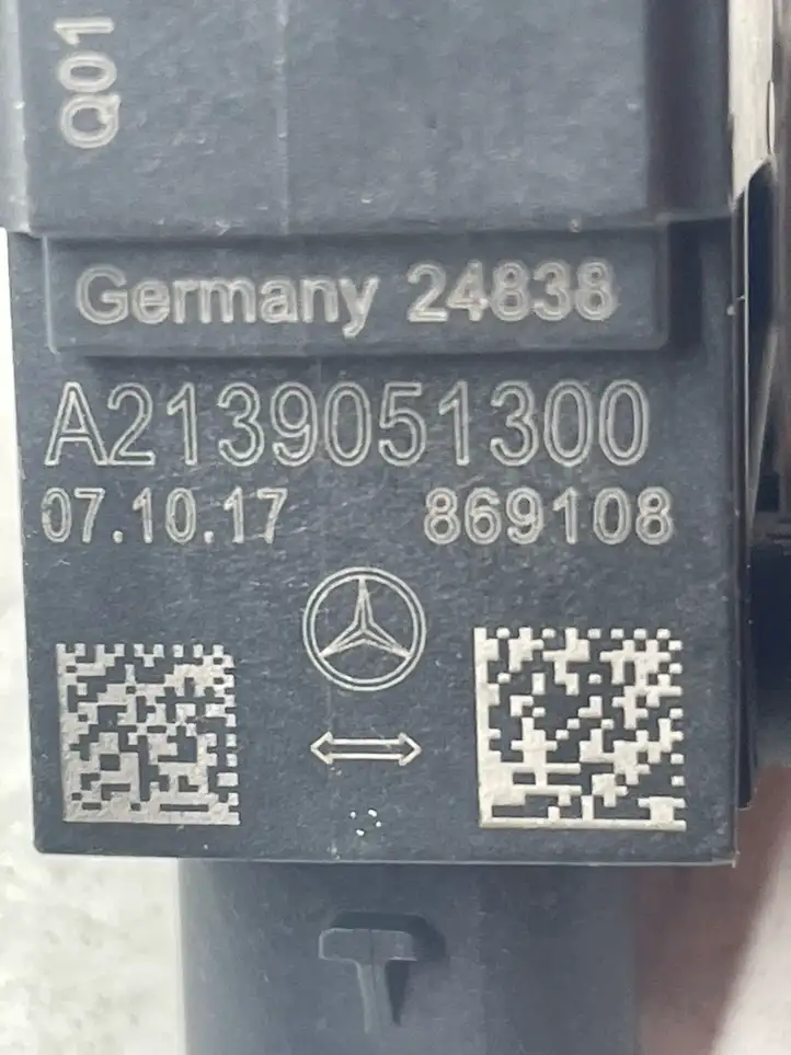 Mercedes-Benz C W205 (2014 - 2021) A2139051300 Датчик удара SRS — фото 2