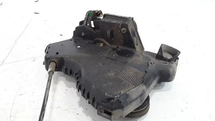 Toyota Corolla E120 E130 (2000 - 2004) Замок ручки двери — фото 2