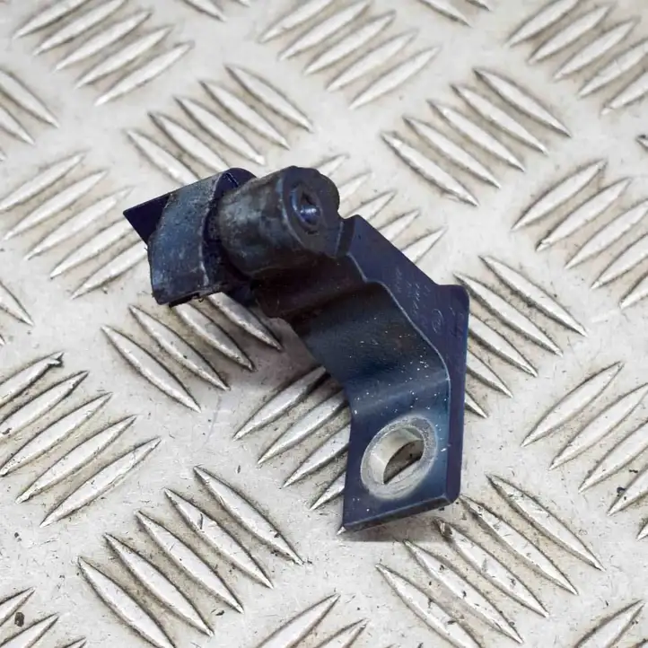 Audi A3/S3 8V (2012 - 2016) 8X0831403E Верхняя петля передней двери — фото 1