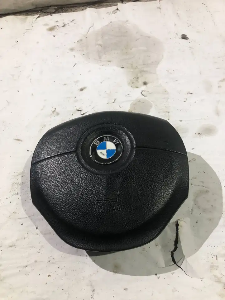 BMW 5 E39 (1996 - 2003) 565147106 Подушка безопасности руля — фото 1
