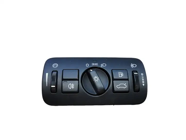 Volvo S60 (2010 - 2013) 30739433 Включатель фонарей — фото 1