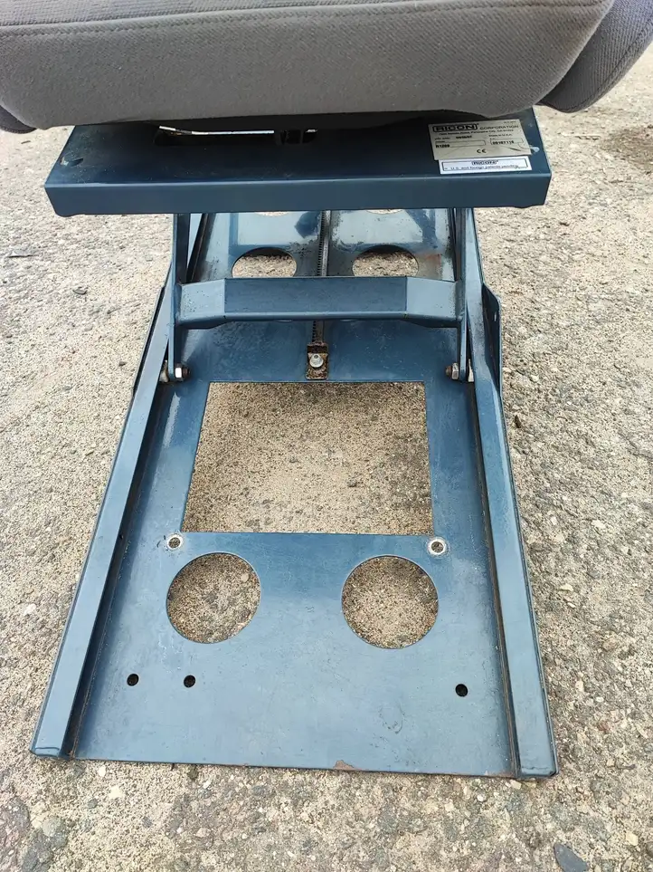 Renault Master II (2004 - 2010) 00107116 Переднее сиденье водителя — фото 20