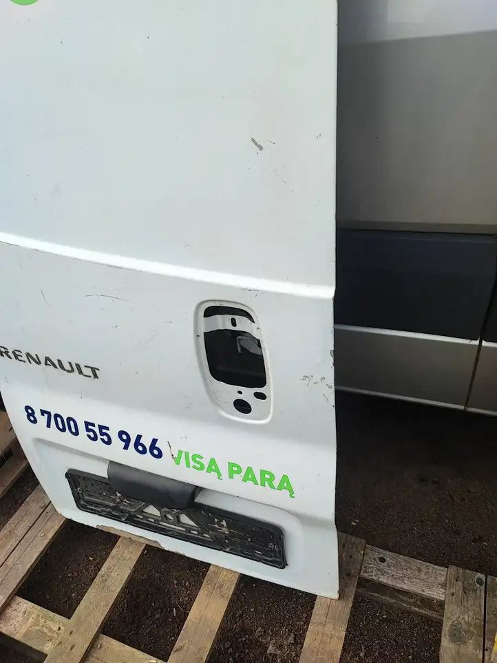 Renault Trafic II (X83) (2002 - 2014) Багажная дверь — фото 5