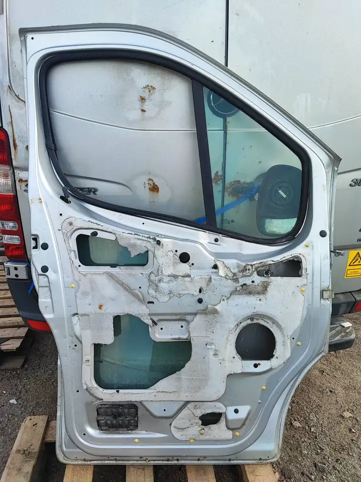 Renault Trafic II (X83) (2002 - 2014) Дверь — фото 12