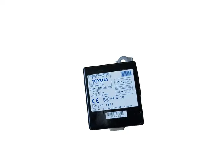 Toyota Corolla Verso AR10 (2004 - 2009) 897410F010 Блок управления дверью — фото 1