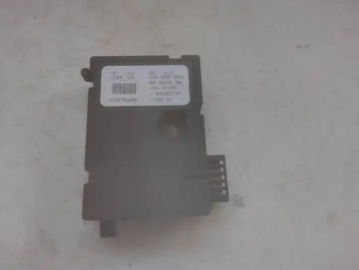 Skoda Octavia Mk2 (1Z) (2004 - 2013) 1K0959654 Датчик угла поворота руля — фото 2