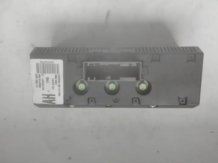 Opel Vivaro (2006 - 2014) 13255825 Дисплей — фото 2