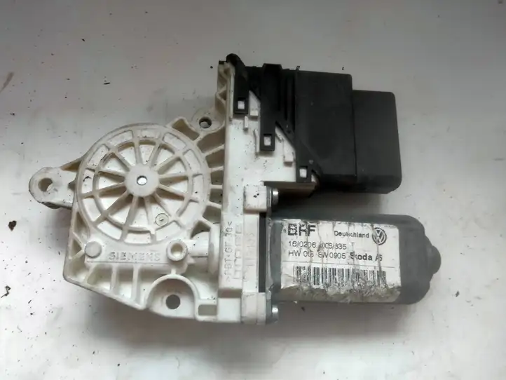 Skoda Octavia Mk2 (1Z) (2004 - 2013) 1K0959795E Стеклоподъемник задней двери — фото 2