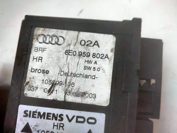 Audi A4 S4 B6 8E 8H (2000 - 2006) 8E0959802A Стеклоподъемник задней двери — фото 3