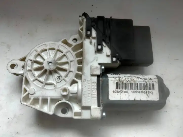 Skoda Octavia Mk2 (1Z) (2004 - 2013) 5K0959703A Стеклоподъемник задней двери — фото 2
