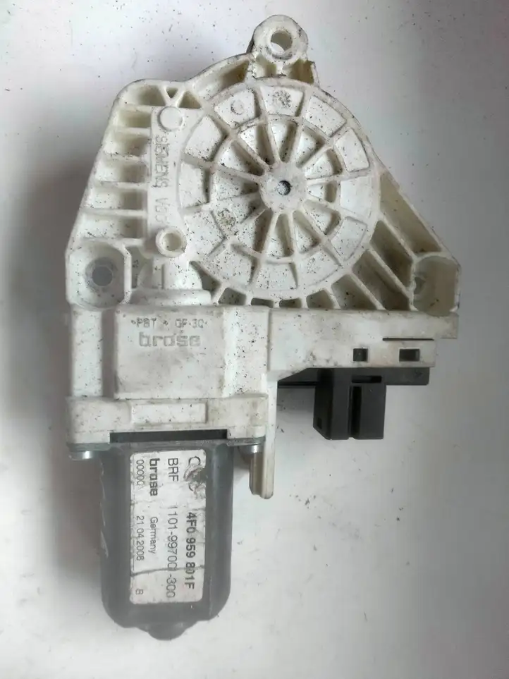 Audi A6 S6 C6 4F (2004 - 2008) 4F0959801F Стеклоподъемник задней двери — фото 2