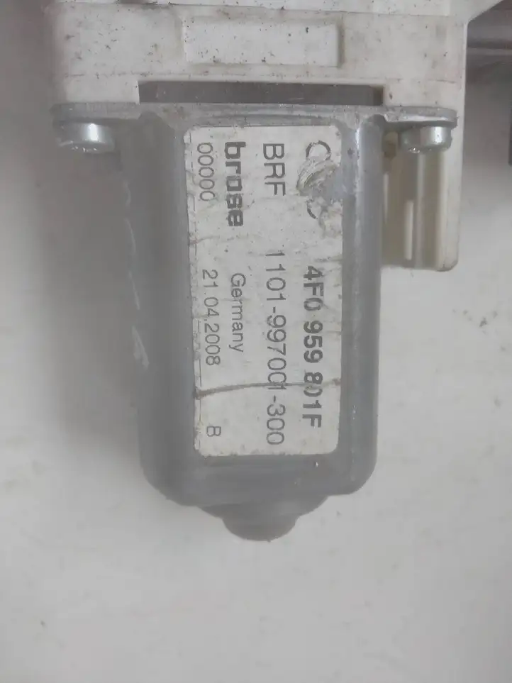 Audi A6 S6 C6 4F (2004 - 2008) 4F0959801F Стеклоподъемник задней двери — фото 3