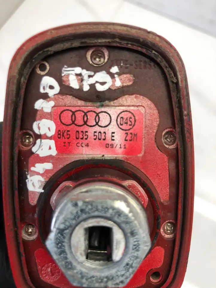 Audi A4 S4 B8 8K (2007 - 2011) 8K5035503E GPS антенна — фото 4
