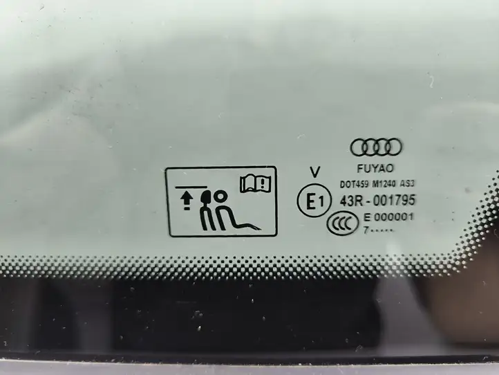 Audi A4 S4 B9 (2015 - 2019) 8W9845298S Заднее боковое стекло — фото 2