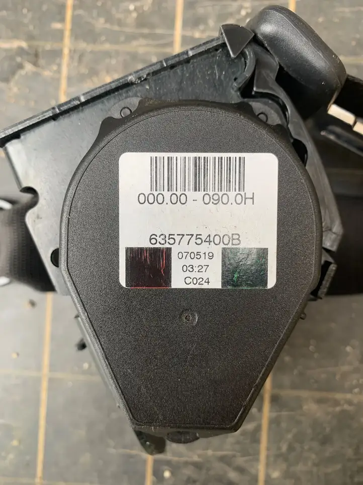 BMW 1 F20 F21 (2011 - 2019) 1000072 Задний ремень безопасности — фото 1