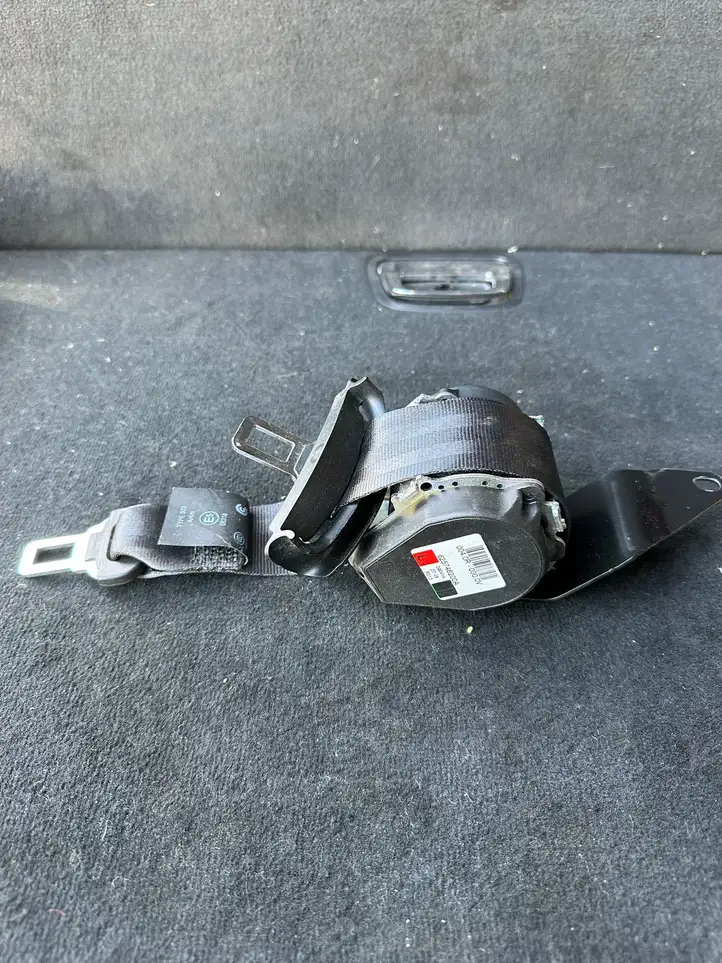 Land Rover Range Rover Sport L494 (2009 - 2013) 625746200A Задний ремень безопасности — фото 1