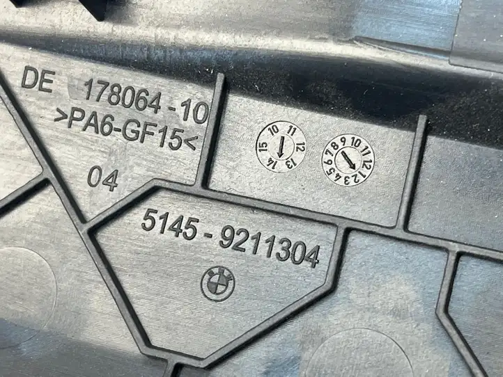 BMW 1 F20 F21 (2011 - 2019) 17806410 Боковая отделка панели приборов — фото 3