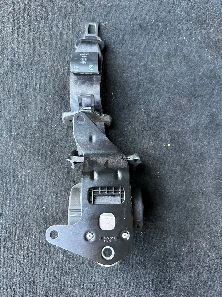 Land Rover Range Rover Sport L494 (2009 - 2013) 625746100A Задний ремень безопасности — фото 2