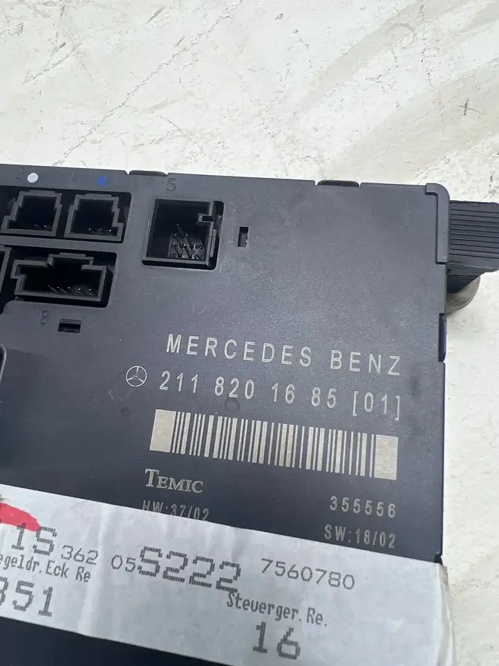Mercedes-Benz E W211 (2002 - 2009) 2118201685 Блок управления дверью — фото 2