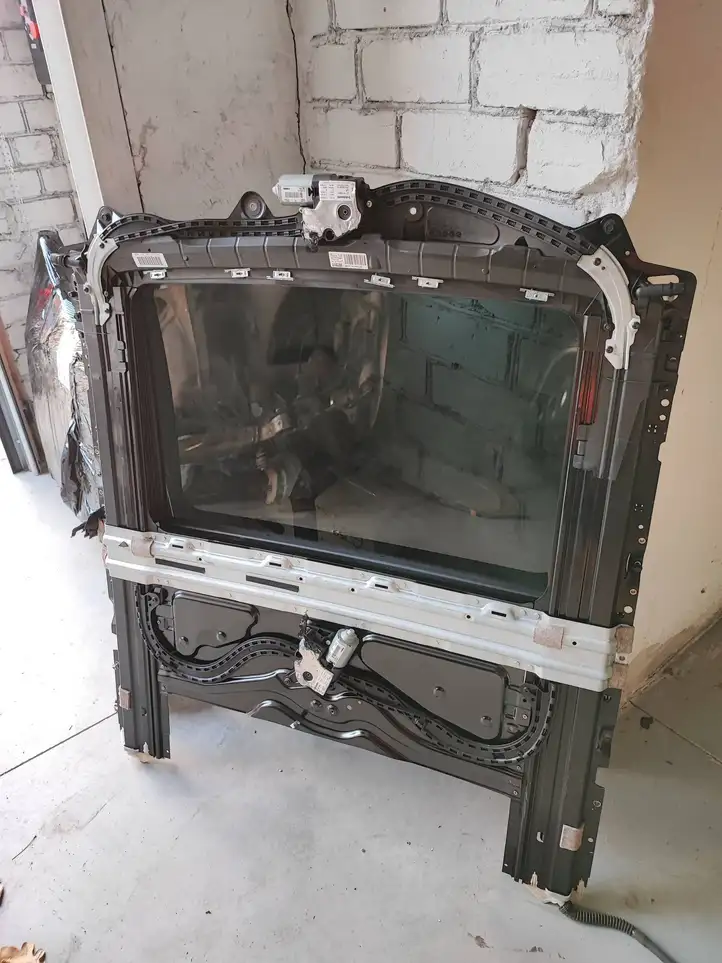 BMW 7 G11 G12 (2015 - 2022) 7407090 Комплект люка крыши — фото 1