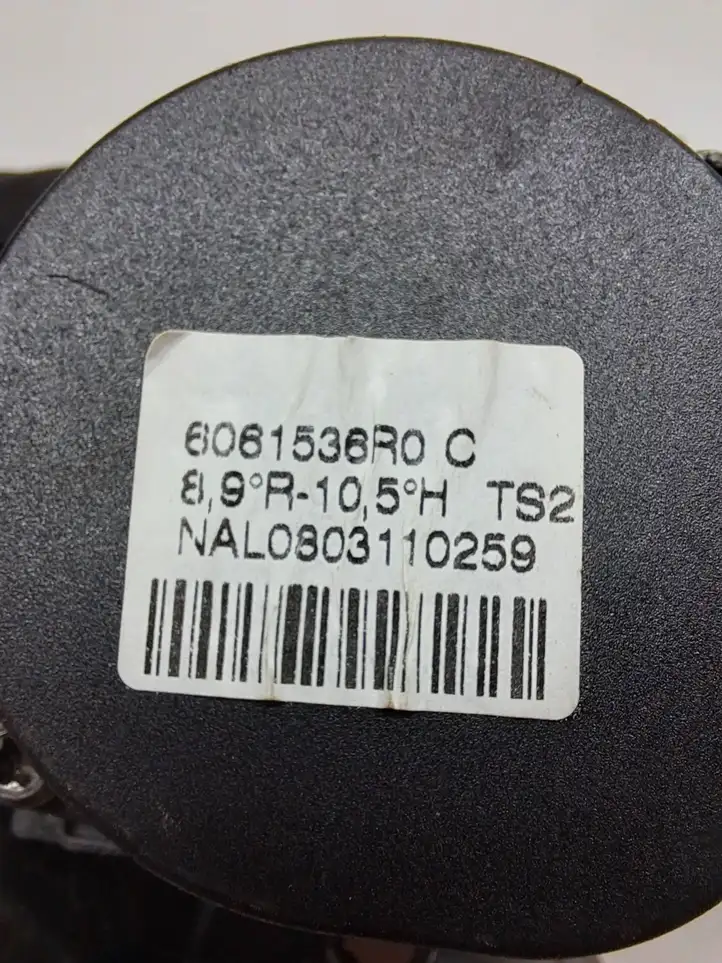 Volvo V70 (2007 - 2013) 6061536R0C Задний ремень безопасности — фото 3